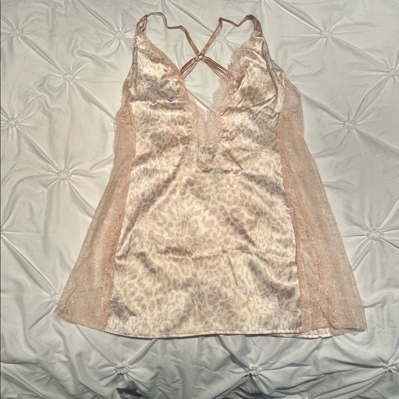 Victoria’s Secret Slip - Picture 1 of 3